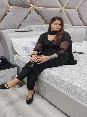 Call Girl in Indira Nagar Sector 20